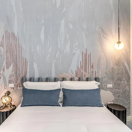 Gramsci Boutique - Sofia Naples