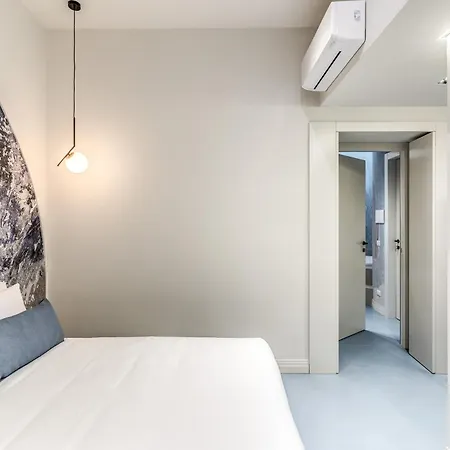 Gramsci Boutique - Sofia Neapel